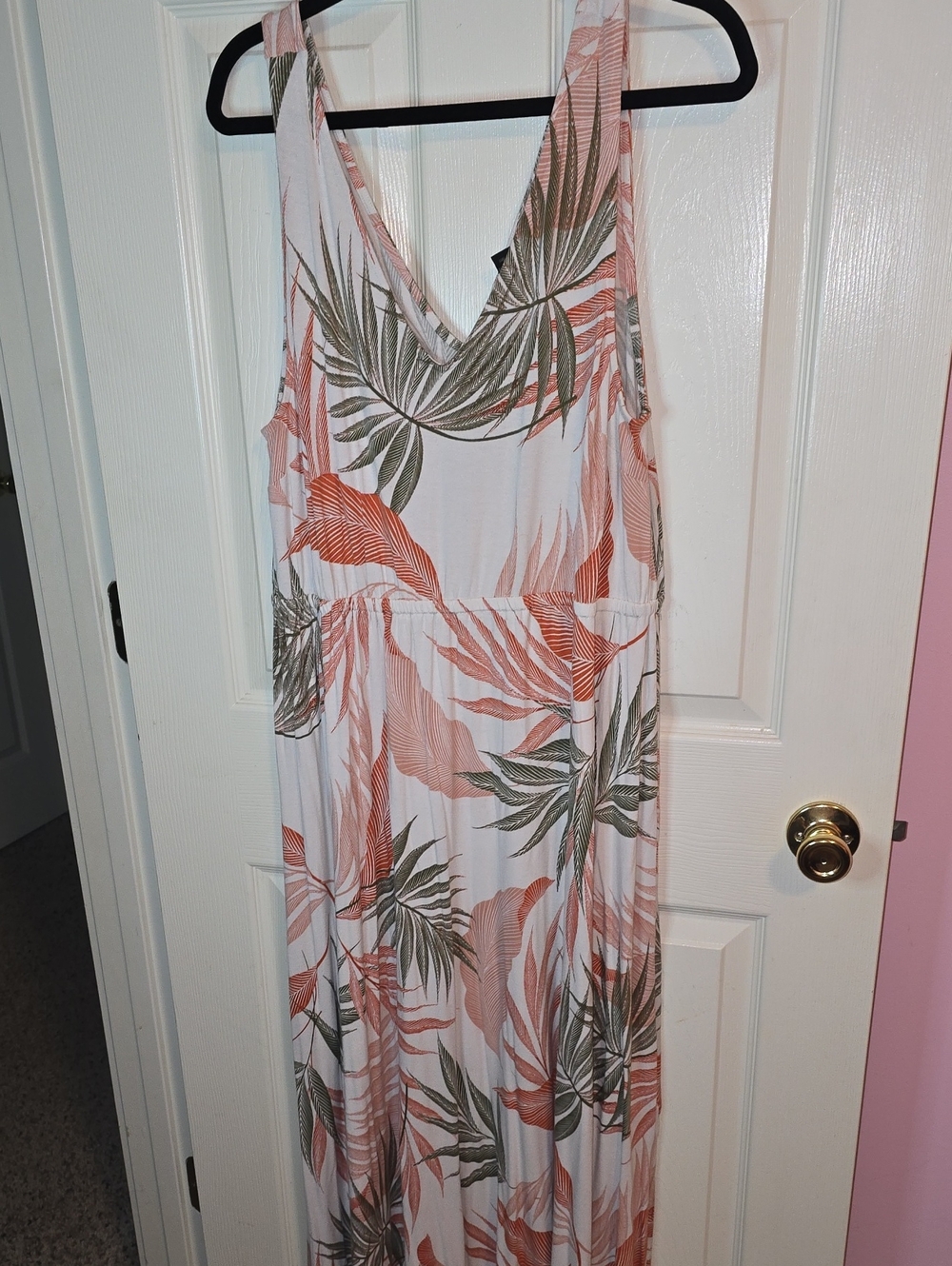 Tahari Leaf-Print Sleeveless Dress in‎ White, Coral & Olive